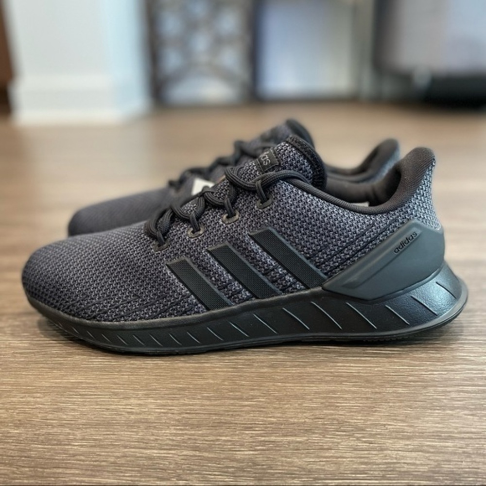 Adidas Queststar Flow NXT sz 10